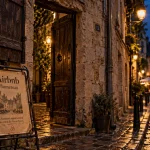Affiche Airbnb vieux tours Plumereau devant une façade du Vieux Tours